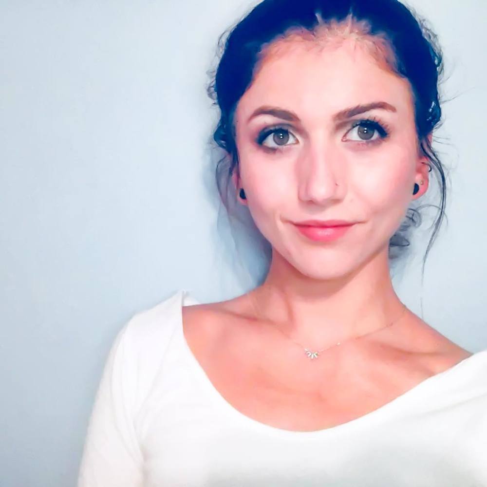 Meet your Posher, Elena